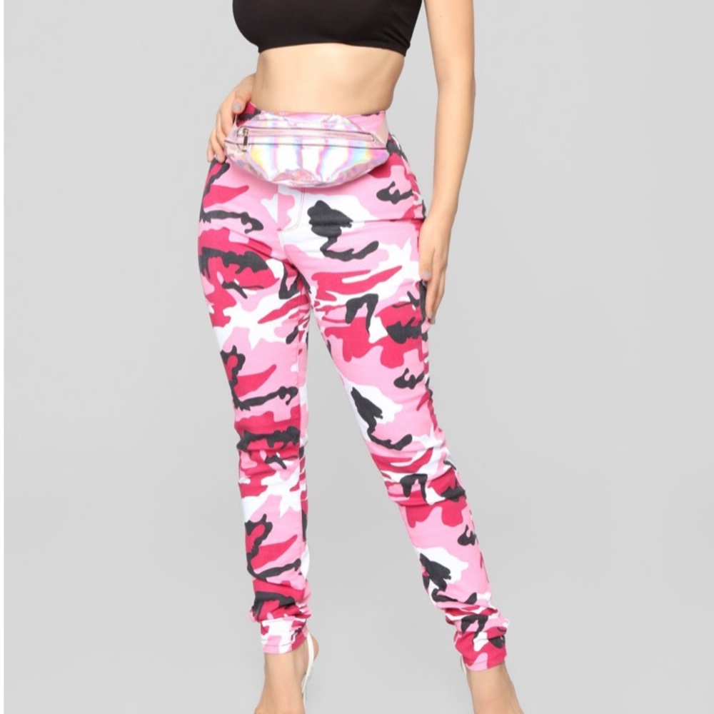 Fashion Nova Pink Camo Pants BRAND NEW